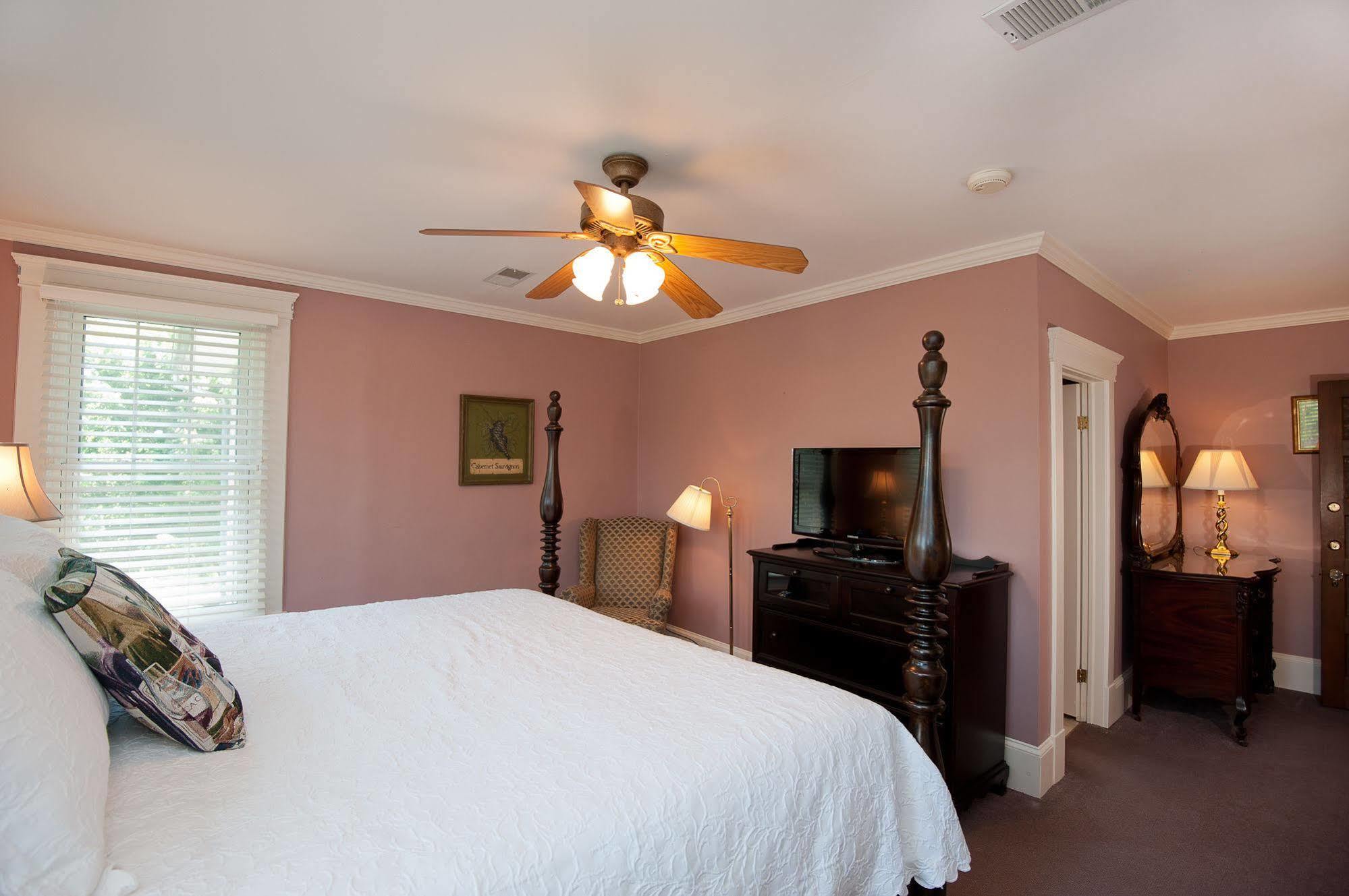Steeles Tavern Manor Bed & Breakfast Raphine 외부 사진